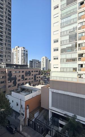 Apartamento à venda com 163m², 3 quartos e 2 vagas Apartamento à venda com 163m², 3 quartos e 2 vagasVista