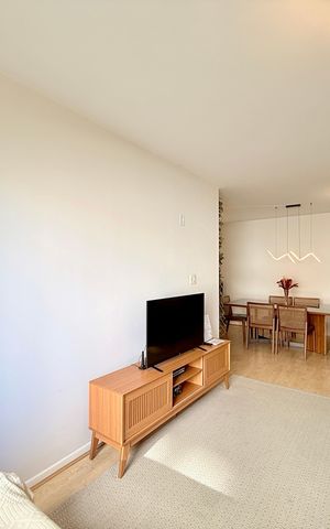 Apartamento à venda com 163m², 3 quartos e 2 vagas Apartamento à venda com 163m², 3 quartos e 2 vagasSala