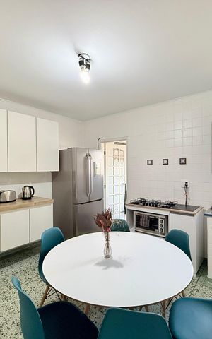 Apartamento à venda com 163m², 3 quartos e 2 vagas Apartamento à venda com 163m², 3 quartos e 2 vagasCozinha