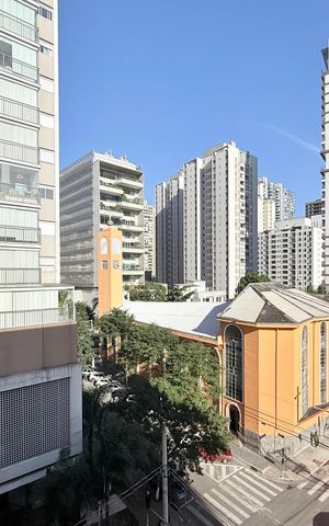 Apartamento à venda com 163m², 3 quartos e 2 vagas Apartamento à venda com 163m², 3 quartos e 2 vagasVista