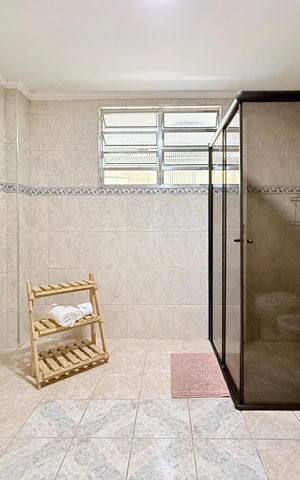 Apartamento à venda com 163m², 3 quartos e 2 vagas Apartamento à venda com 163m², 3 quartos e 2 vagasBanheiro Suíte