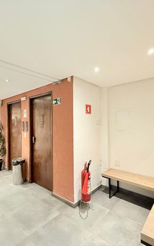 Apartamento à venda com 163m², 3 quartos e 2 vagas Apartamento à venda com 163m², 3 quartos e 2 vagasHall Social Bloco