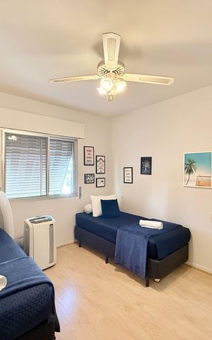 Apartamento à venda com 163m², 3 quartos e 2 vagas Apartamento à venda com 163m², 3 quartos e 2 vagasQuarto 3