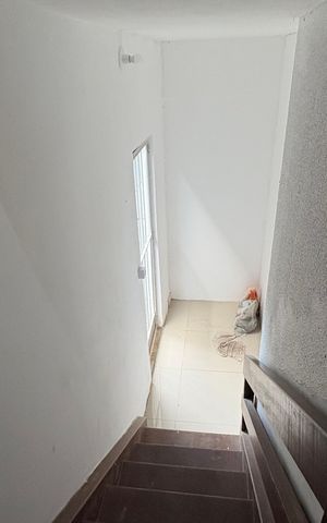 Casa para alugar com 70m², 2 quartos e sem vaga Casa para alugar com 70m², 2 quartos e sem vagaEntrada