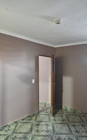 Casa à venda com 50m², 1 quarto e sem vagaQuarto