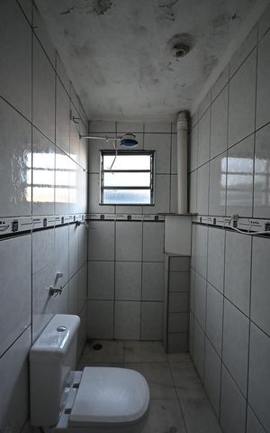 Casa à venda com 50m², 1 quarto e sem vagaBanheiro