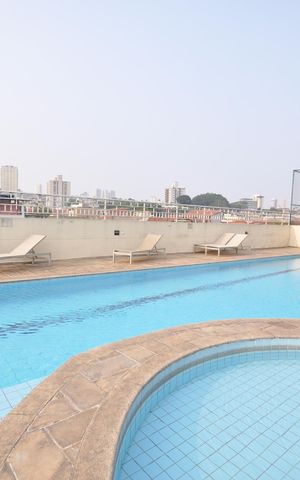 Apartamento à venda com 64m², 2 quartos e 2 vagasÁrea comum - Piscina