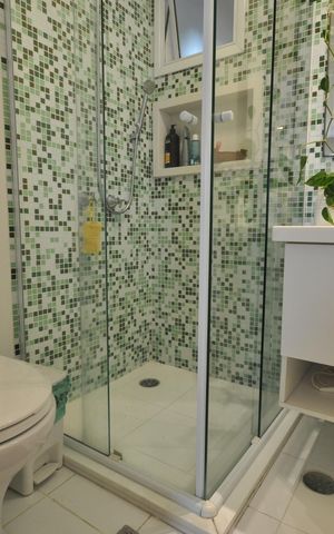Apartamento à venda com 64m², 2 quartos e 2 vagasBanheiro Social