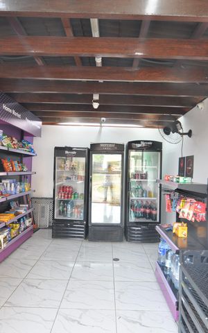 Apartamento à venda com 64m², 2 quartos e 2 vagasMini Market