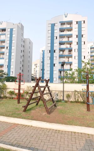 Apartamento à venda com 64m², 2 quartos e 2 vagasÁrea comum - Playground