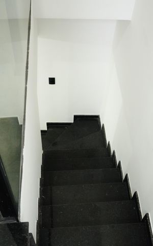Casa de condomínio para alugar com 110m², 2 quartos e 1 vagaEscada