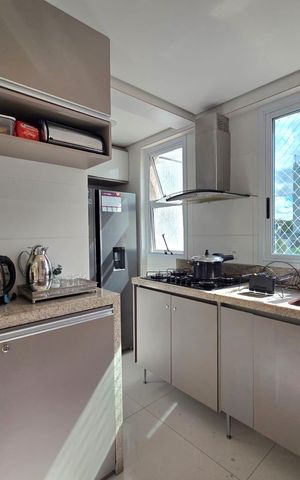 Apartamento à venda com 159m², 2 quartos e 3 vagas Apartamento à venda com 159m², 2 quartos e 3 vagasCozinha