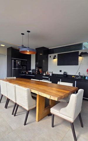 Apartamento à venda com 159m², 2 quartos e 3 vagas Apartamento à venda com 159m², 2 quartos e 3 vagasCobertura