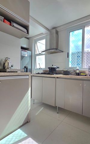 Apartamento à venda com 159m², 2 quartos e 3 vagas Apartamento à venda com 159m², 2 quartos e 3 vagasCozinha