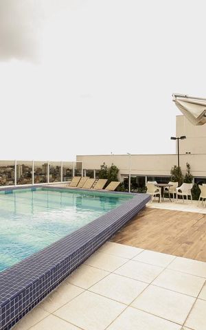 Studio à venda com 30m², 0 quarto e sem vaga Studio à venda com 30m², 0 quarto e sem vagaArea Comum - Piscina