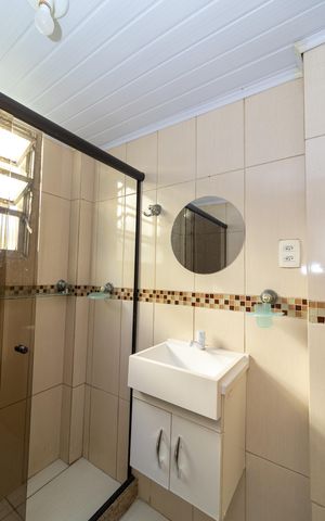 Apartamento à venda com 49m², 2 quartos e 1 vaga Apartamento à venda com 49m², 2 quartos e 1 vagaBanheiro