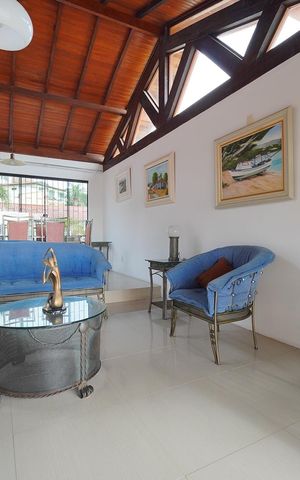 Casa para alugar com 495m², 4 quartos e 4 vagasSala