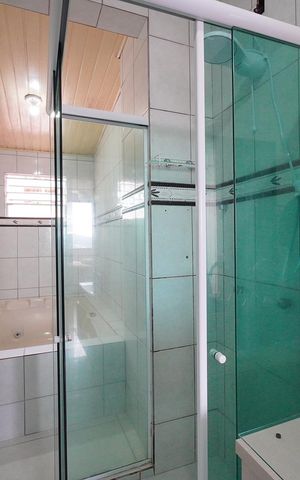 Casa para alugar com 495m², 4 quartos e 4 vagasBanheiro da Suíte 1