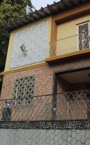 Casa para alugar com 560m², 7 quartos e 4 vagasFachada