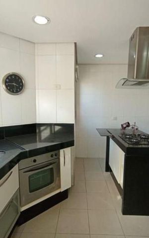 Apartamento para alugar com 188m², 3 quartos e 2 vagas Apartamento para alugar com 188m², 3 quartos e 2 vagasCozinha