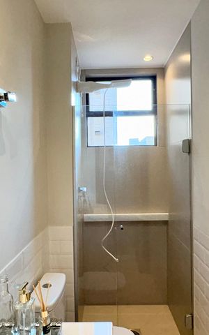 Apartamento à venda com 74m², 3 quartos e 1 vaga Apartamento à venda com 74m², 3 quartos e 1 vagaBanheiro da Suíte