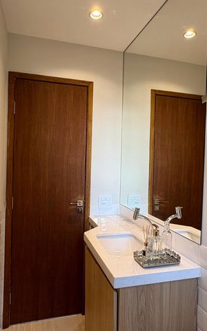 Apartamento à venda com 74m², 3 quartos e 1 vaga Apartamento à venda com 74m², 3 quartos e 1 vagaBanheiro da Suíte
