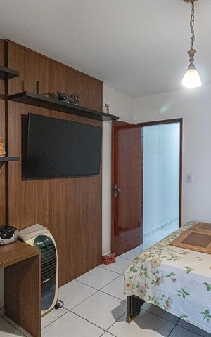 Casa à venda com 300m², 3 quartos e 2 vagas Casa à venda com 300m², 3 quartos e 2 vagasSuíte