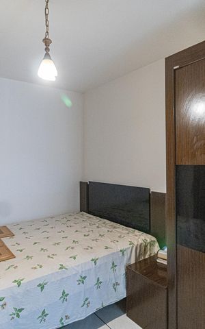 Casa à venda com 300m², 3 quartos e 2 vagas Casa à venda com 300m², 3 quartos e 2 vagasSuíte