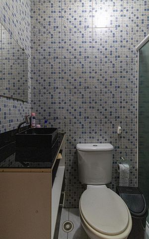 Casa à venda com 300m², 3 quartos e 2 vagas Casa à venda com 300m², 3 quartos e 2 vagasBanheiro