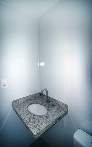 Apartamento à venda com 73m², 2 quartos e 1 vagaBanheiro Social