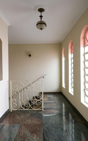 Casa à venda com 280m², 3 quartos e 6 vagas Casa à venda com 280m², 3 quartos e 6 vagasÁrea externa