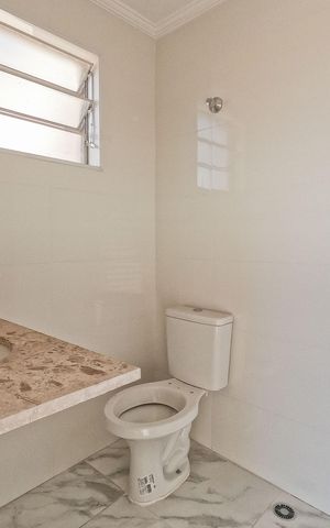 Casa à venda com 180m², 3 quartos e 2 vagas