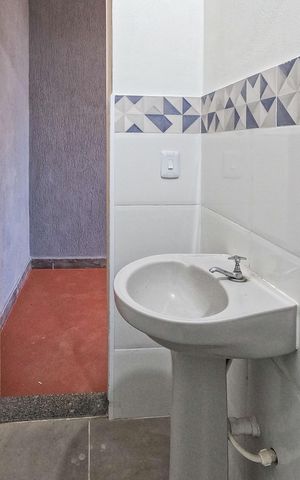 Casa à venda com 180m², 3 quartos e 2 vagas