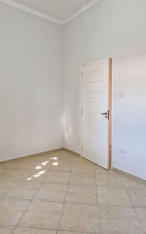 Casa à venda com 180m², 3 quartos e 2 vagas