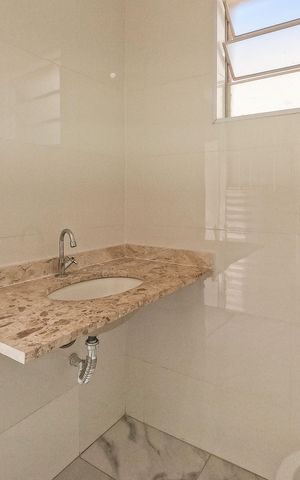 Casa à venda com 180m², 3 quartos e 2 vagas