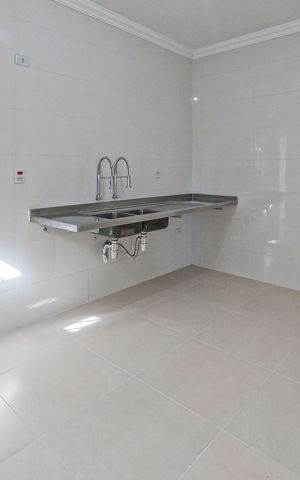 Casa à venda com 180m², 3 quartos e 2 vagas