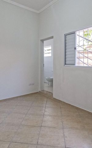 Casa à venda com 180m², 3 quartos e 2 vagas