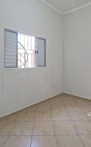 Casa à venda com 180m², 3 quartos e 2 vagas