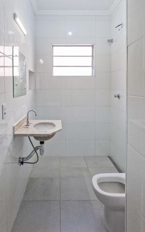 Casa à venda com 180m², 3 quartos e 2 vagas