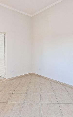 Casa à venda com 180m², 3 quartos e 2 vagas