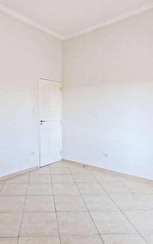 Casa à venda com 180m², 3 quartos e 2 vagas
