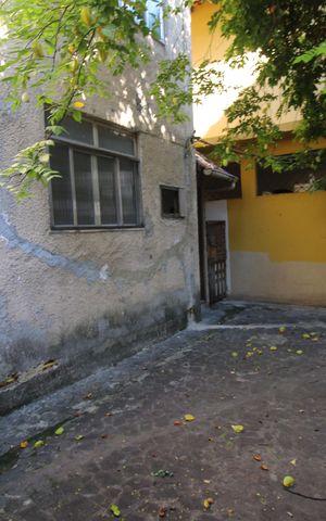 Casa à venda com 60m², 2 quartos e sem vagaÁrea Comum
