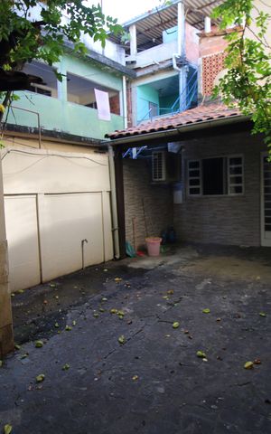 Casa à venda com 60m², 2 quartos e sem vagaÁrea Comum
