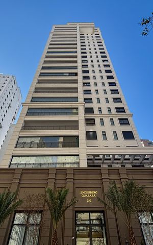 Apartamento à venda com 201m², 3 quartos e 3 vagas Apartamento à venda com 201m², 3 quartos e 3 vagasÁrea externa