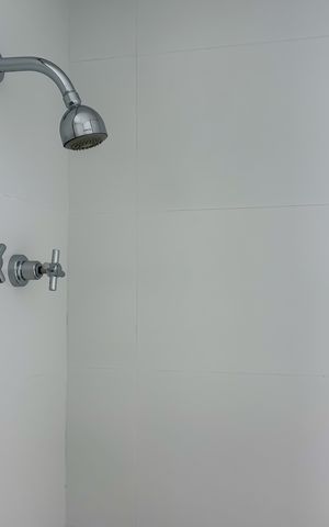 Apartamento à venda com 201m², 3 quartos e 3 vagas Apartamento à venda com 201m², 3 quartos e 3 vagasBanheiro social