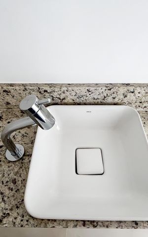 Apartamento à venda com 201m², 3 quartos e 3 vagas Apartamento à venda com 201m², 3 quartos e 3 vagasLavabo
