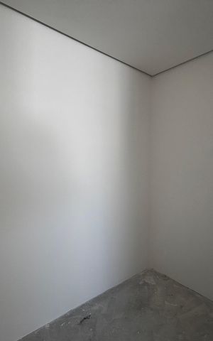 Apartamento à venda com 201m², 3 quartos e 3 vagas Apartamento à venda com 201m², 3 quartos e 3 vagasCloset da suíte 3