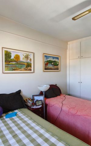 Apartamento à venda com 174m², 3 quartos e 3 vagas Apartamento à venda com 174m², 3 quartos e 3 vagasQuarto 2