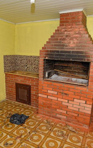 Casa para alugar com 180m², 3 quartos e 2 vagas Casa para alugar com 180m², 3 quartos e 2 vagasÁrea comum - Churrasqueira
