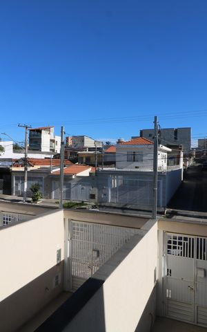 Casa à venda com 75m², 2 quartos e 2 vagasVaranda da Suíte 